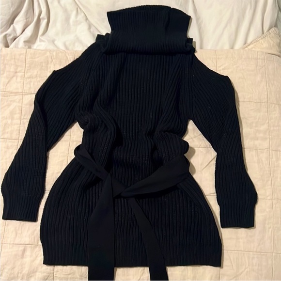 12th Tribe NWT Jeni black sweater dress - Picture 4 of 5